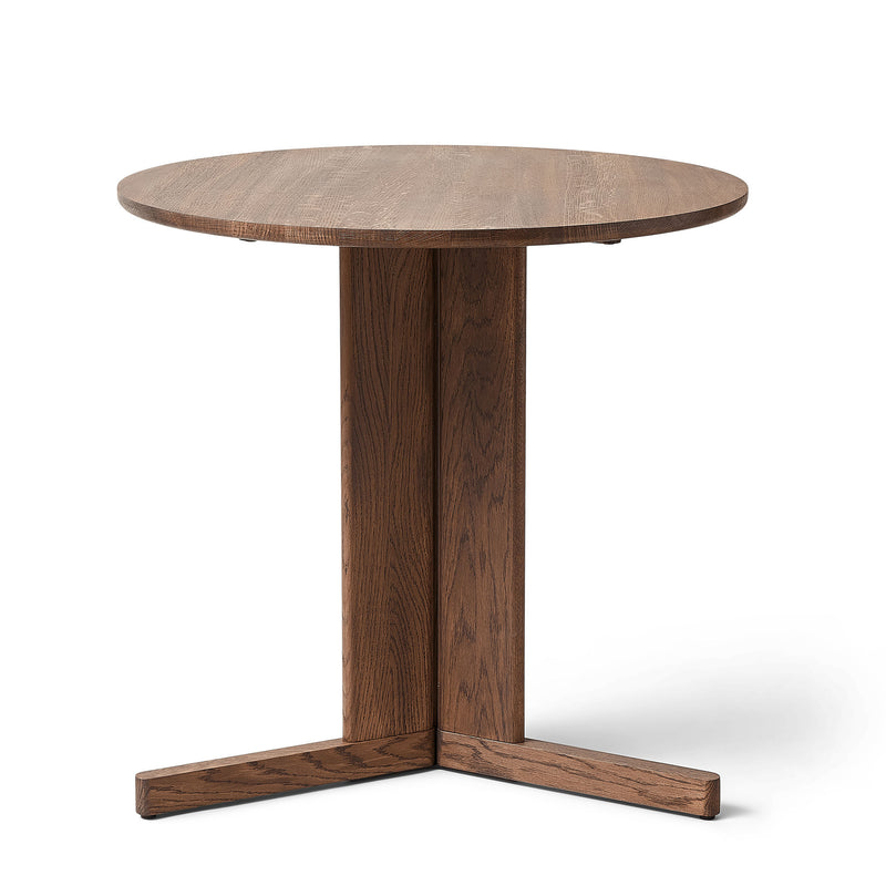 Form & Refine - Trefoil Tisch | Eiche geräuchert / Ø 75 cm