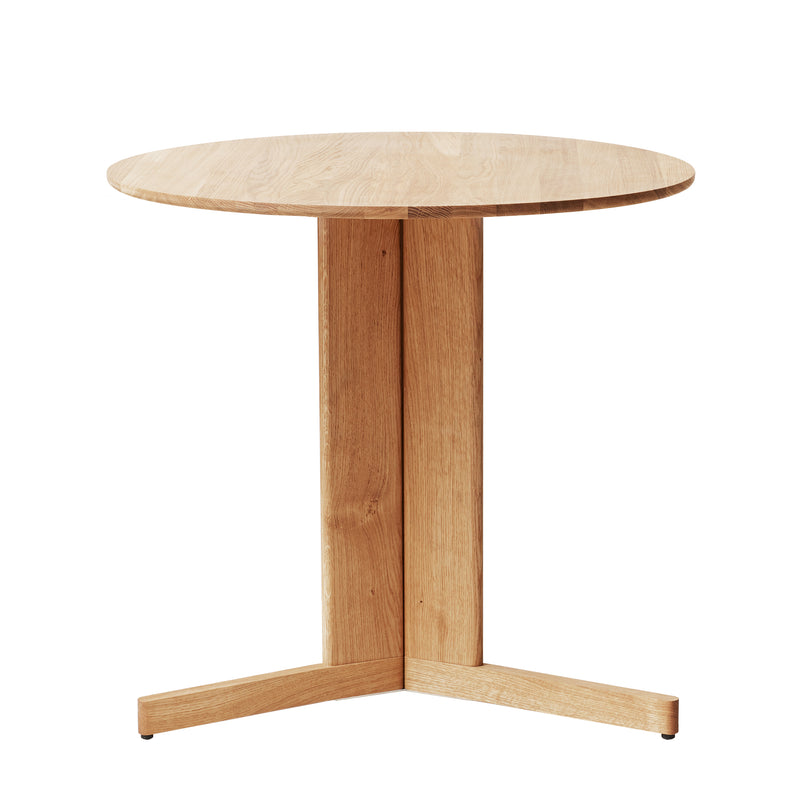 Form & Refine - Trefoil Tisch | Eiche weiß geölt / Ø 75 cm