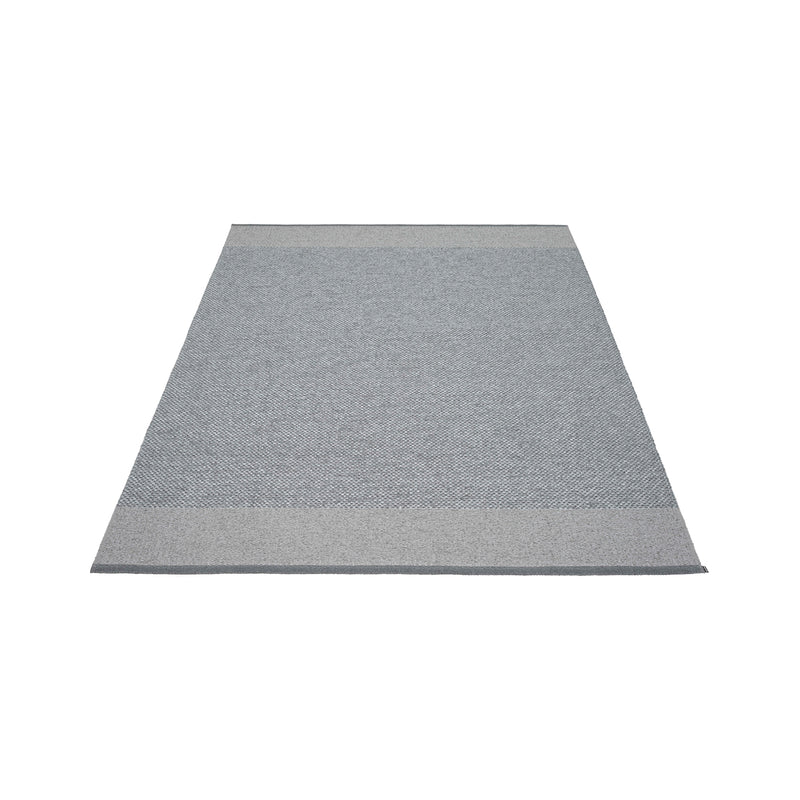 Pappelina - Edit Teppich | 140 x 200 cm / granit / grey/grey metallic