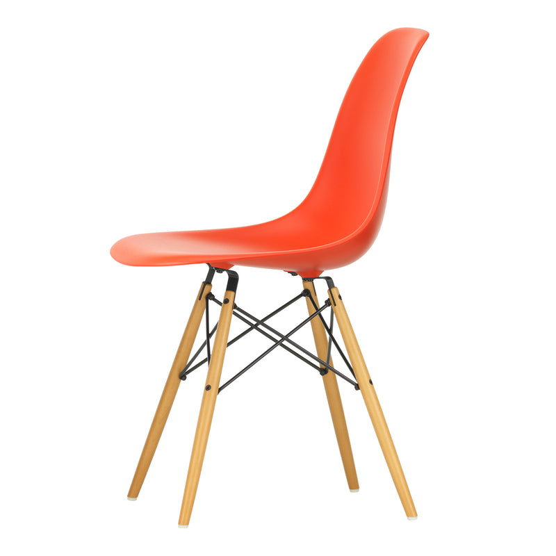 Vitra - Eames Plastic Side Chair DSW RE | poppy red RE / Ahorn gelblich
