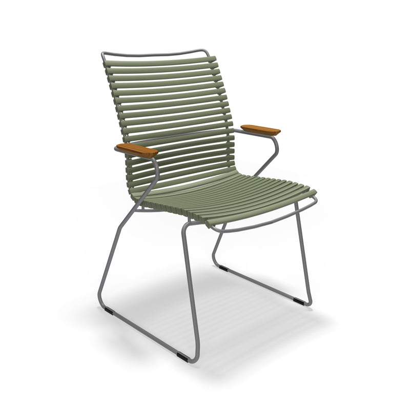 HOUE - CLICK Outdoor Dining Armlehnstuhl mit hoher Lehne | olivgrün