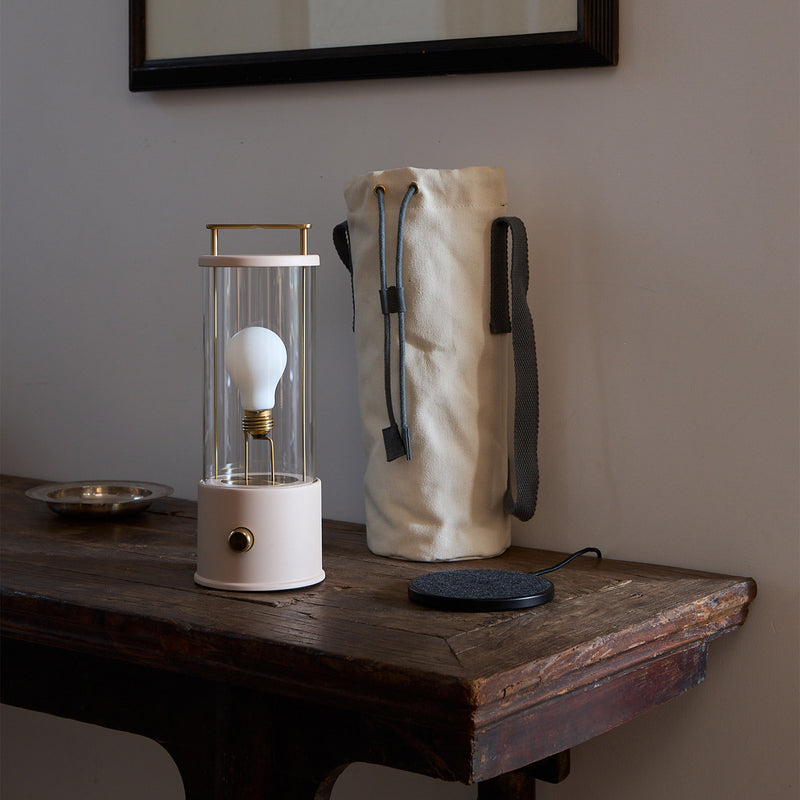 Tala - The Muse Akku-Tischleuchte | setting plaster pink