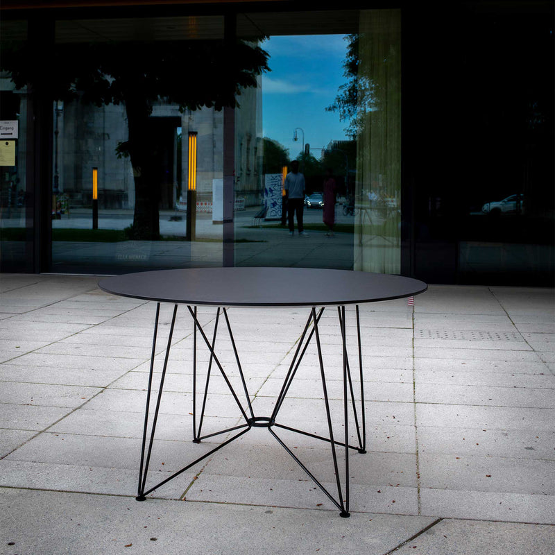 Acapulco Design - The Ring Table