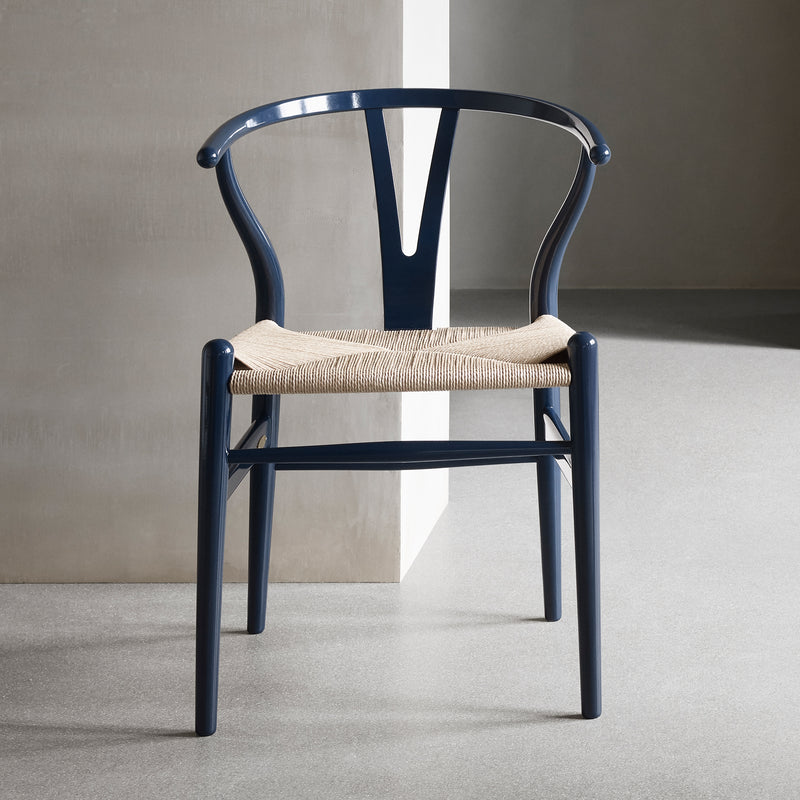 Carl Hansen - CH24 Wishbone Chair, schwarzes Geflecht
