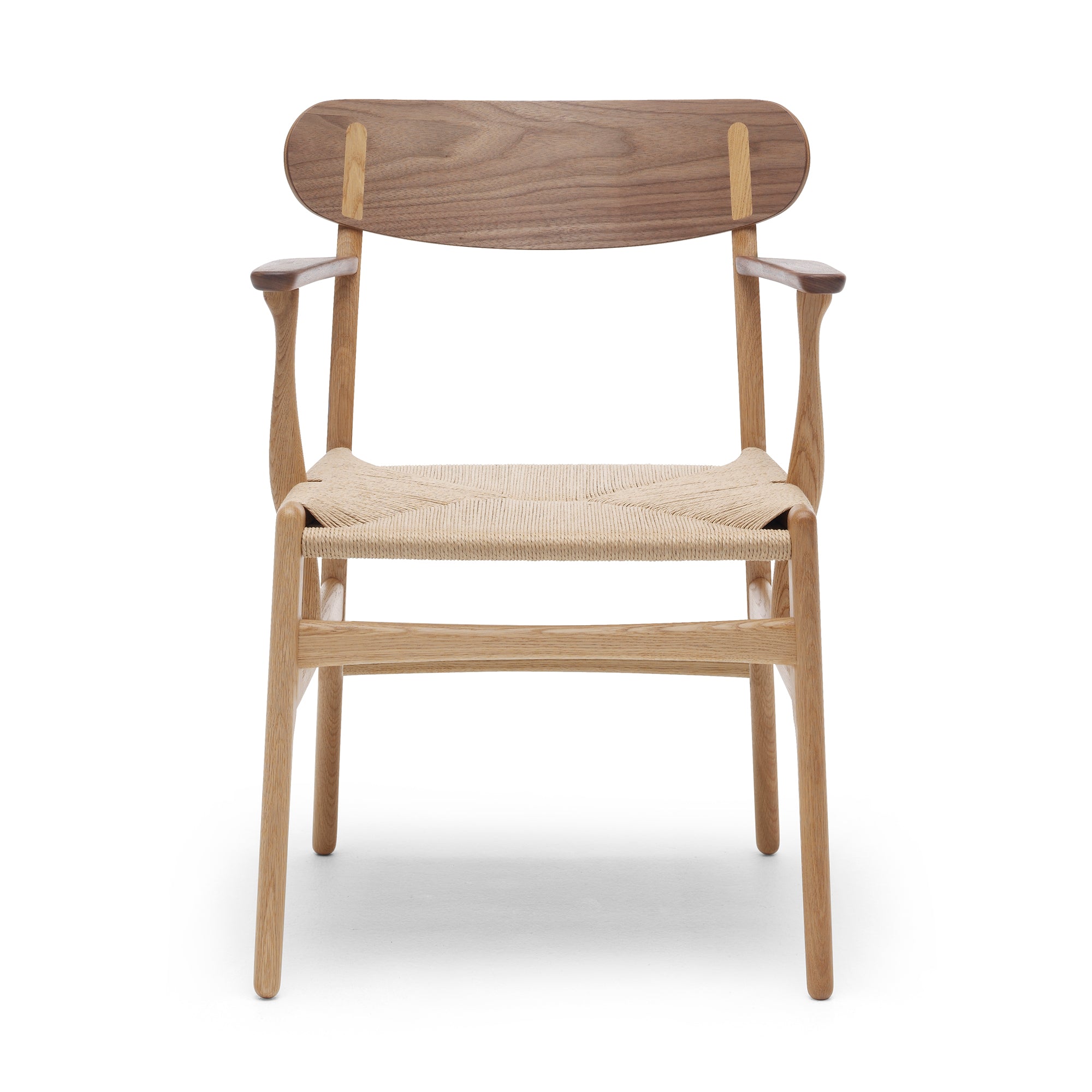 Carl Hansen - CH26 Armlehnenstuhl | Eiche geölt/Walnuss geölt/Naturgeflecht