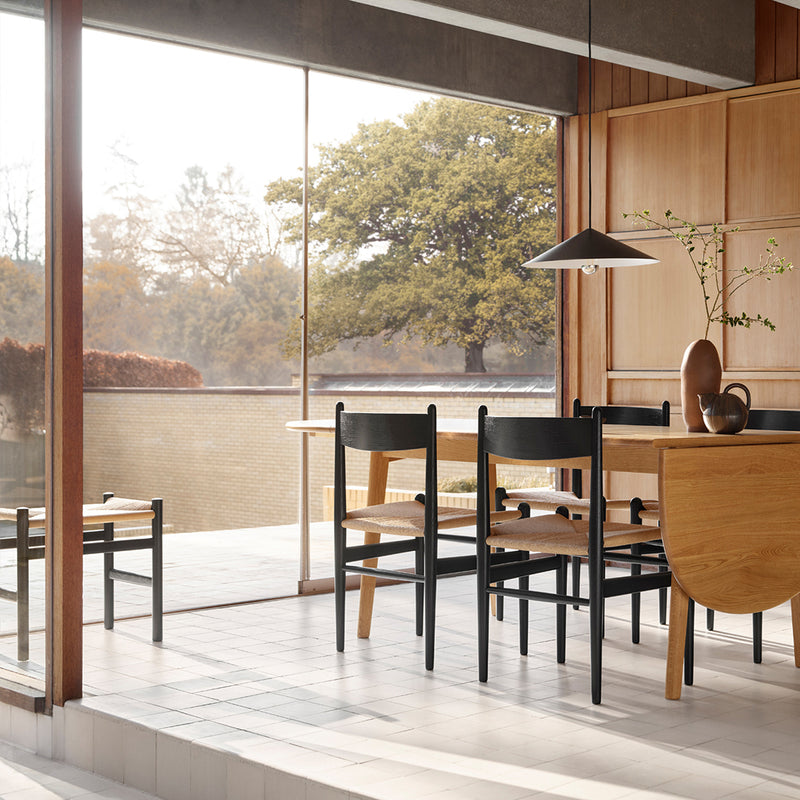 Carl Hansen - CH24 Wishbone Chair, schwarzes Geflecht