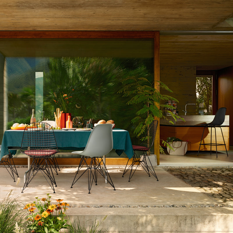 Vitra - Eames Plastic Side Chair DSR RE