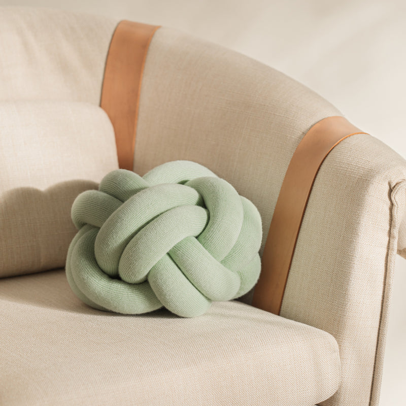 Design House Stockholm - Knot Kissen