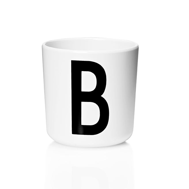 Design Letters - AJ Ecozen Becher | B