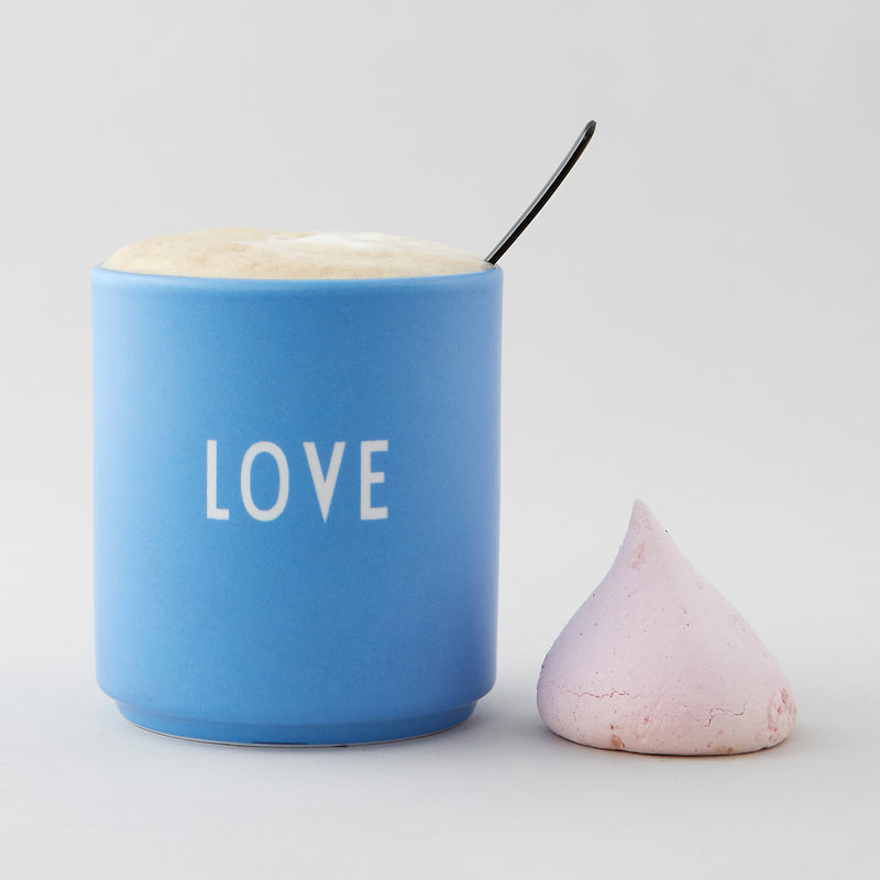 Design Letters - AJ Favourite Porzellan Becher