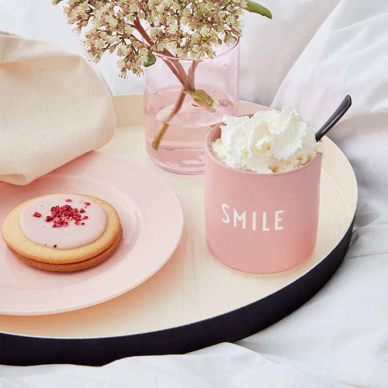 Design Letters - AJ Favourite Porzellan Becher