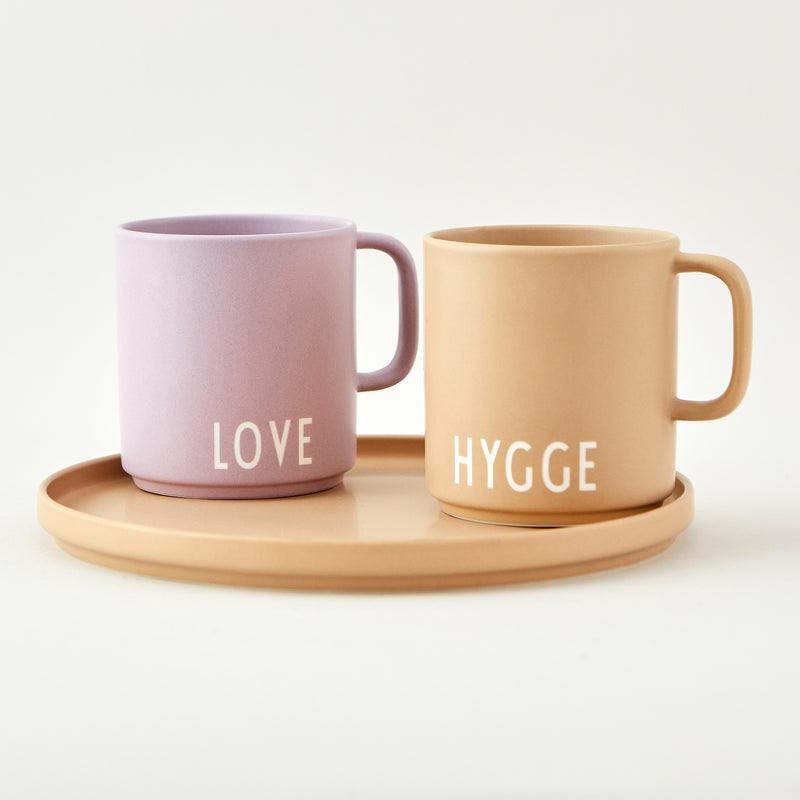 Design Letters - AJ Favourite Porzellan Becher mit Henkel