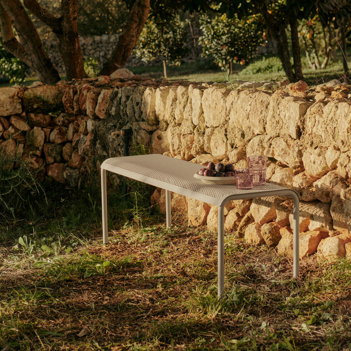 Ferm Living - Dapple Gartenbank | cashmere