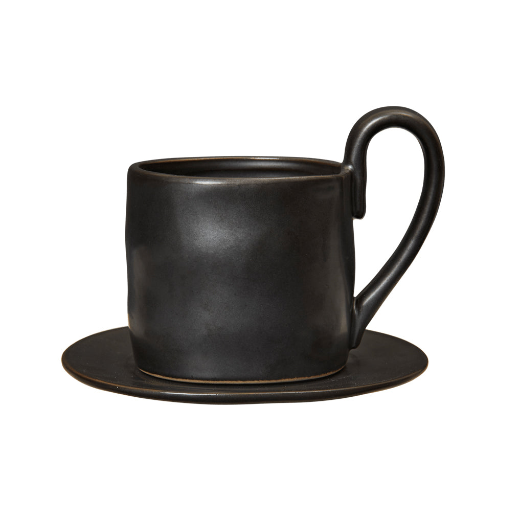 Ferm Living - Flow Tasse mit Untertasse | schwarz