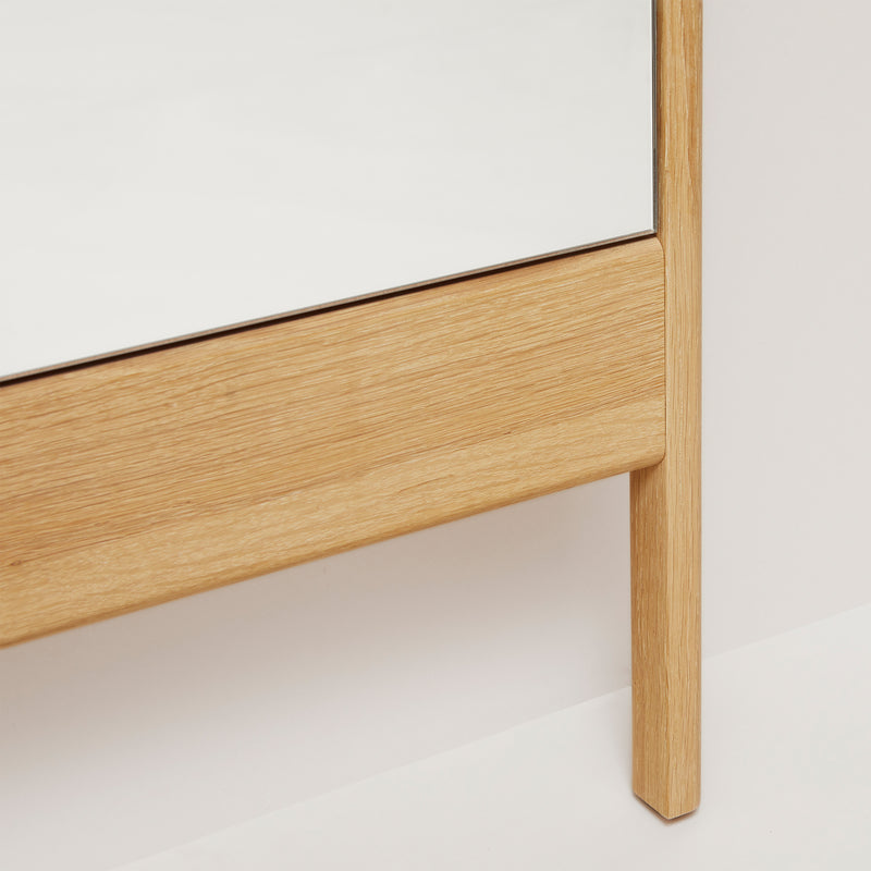 Form &amp; Refine - A Line Spiegel