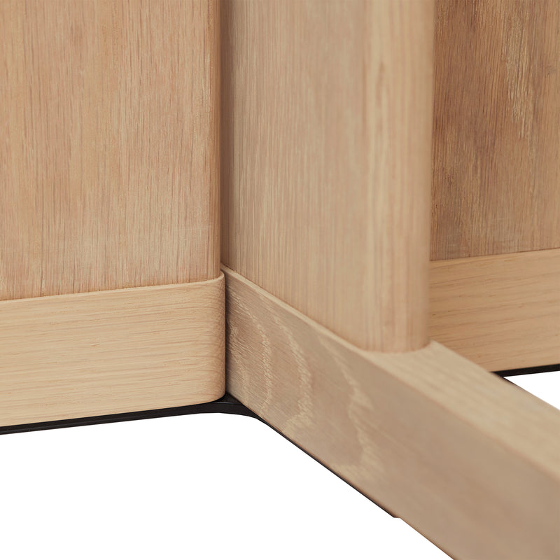 Form &amp; Refine - Quatrefoil Tisch