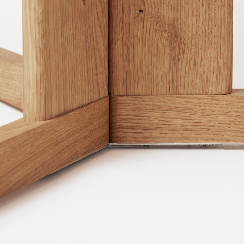 Form &amp; Refine - Trefoil Tisch