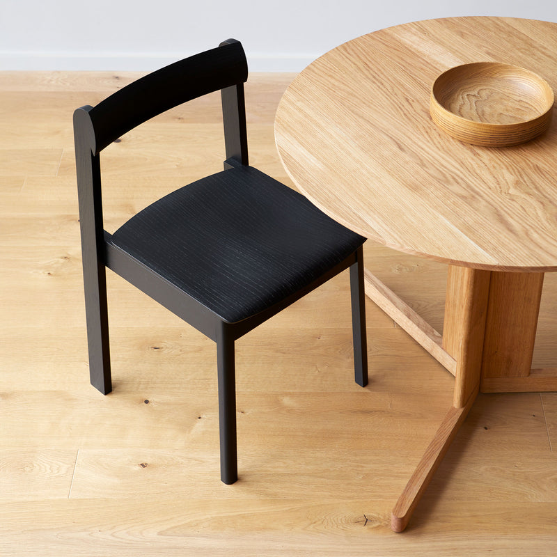 Form &amp; Refine - Trefoil Tisch