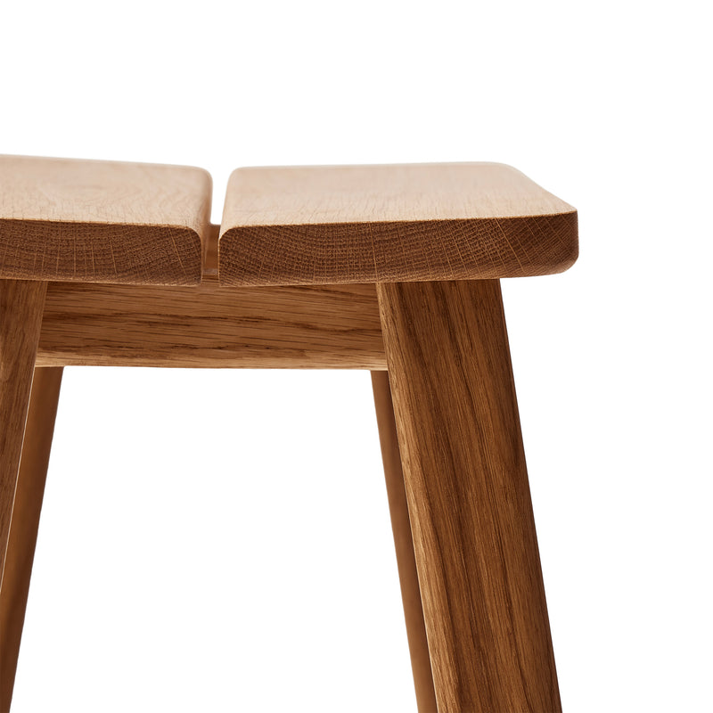 Form &amp; Refine - Angle Standard Hocker