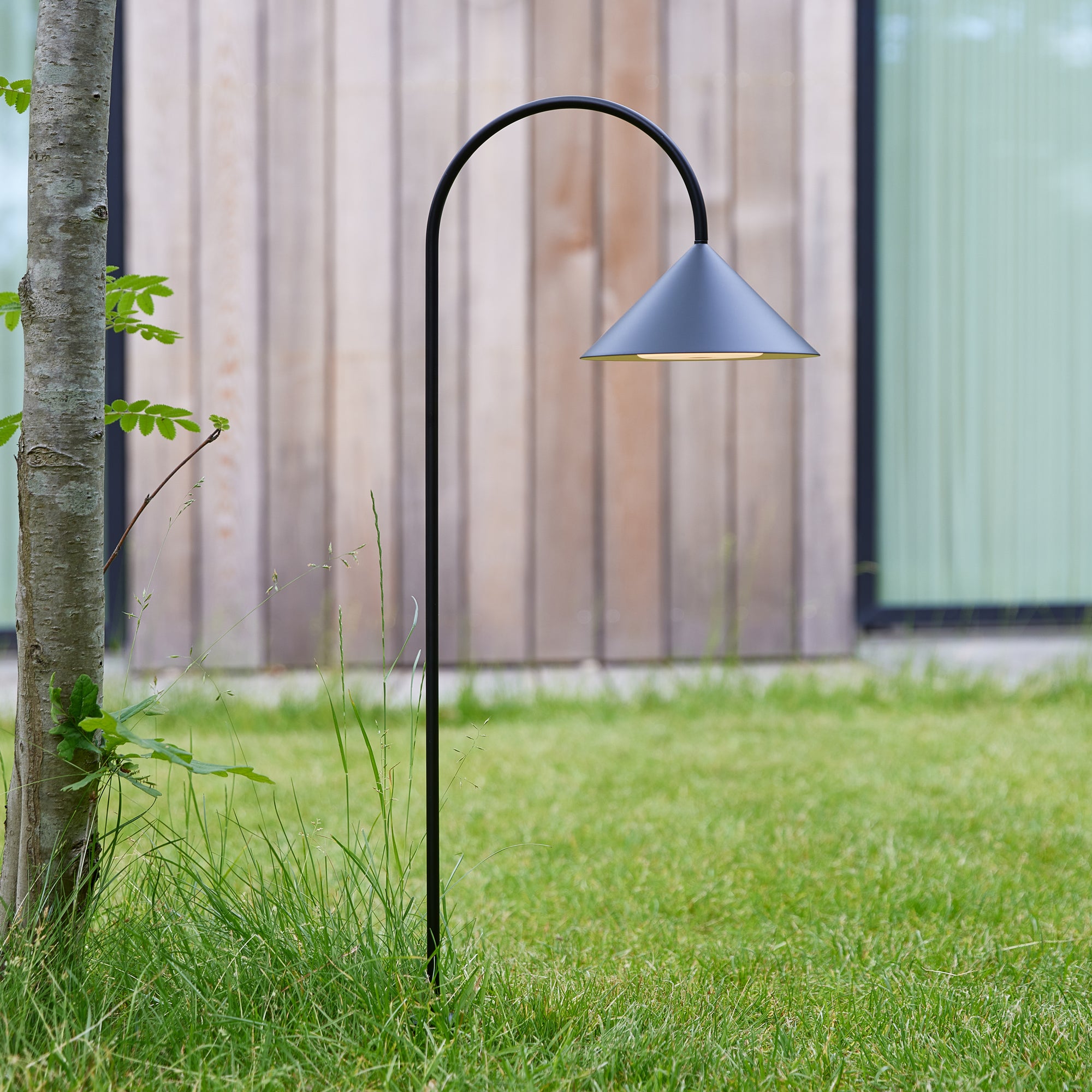 Frandsen - Grasp LED Akku-Garden Spear | schwarz
