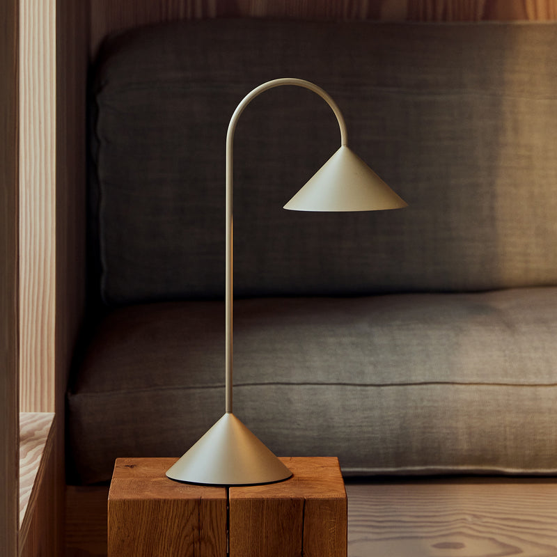 Frandsen - Grasp LED Akku-Stehleuchte | H 47 cm / sand grey