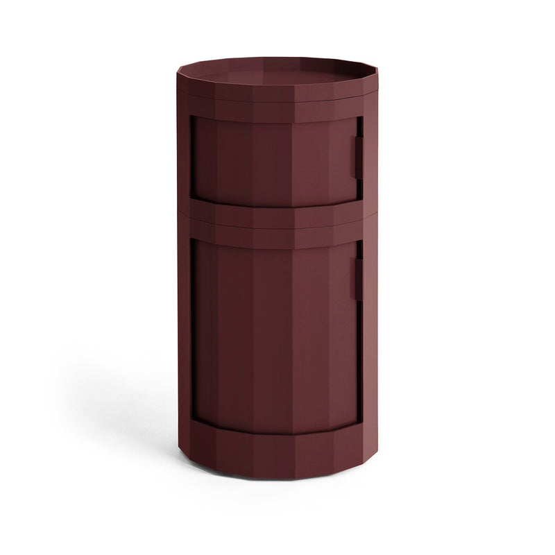 HAY - Facet Cabinet mit Füßen und Rollen | 110 cm / burgundy
