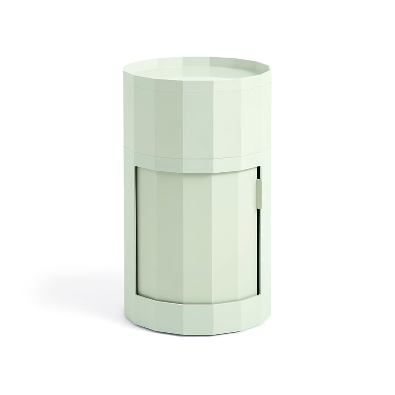 HAY - Facet Cabinet mit Füßen und Rollen | hoch / soft mint