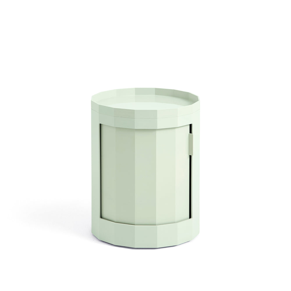 HAY - Facet Cabinet mit Füßen und Rollen | niedrig / soft mint