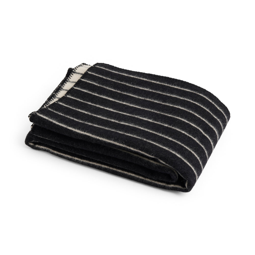 HAY - Outdoor Market Überwurf | black with beige stripe