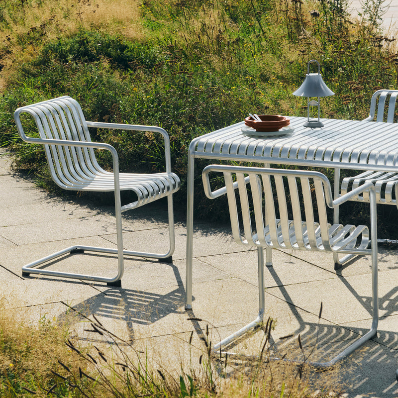HAY - Palissade Cantilever Dining Armlehnenstuhl | verzinkt