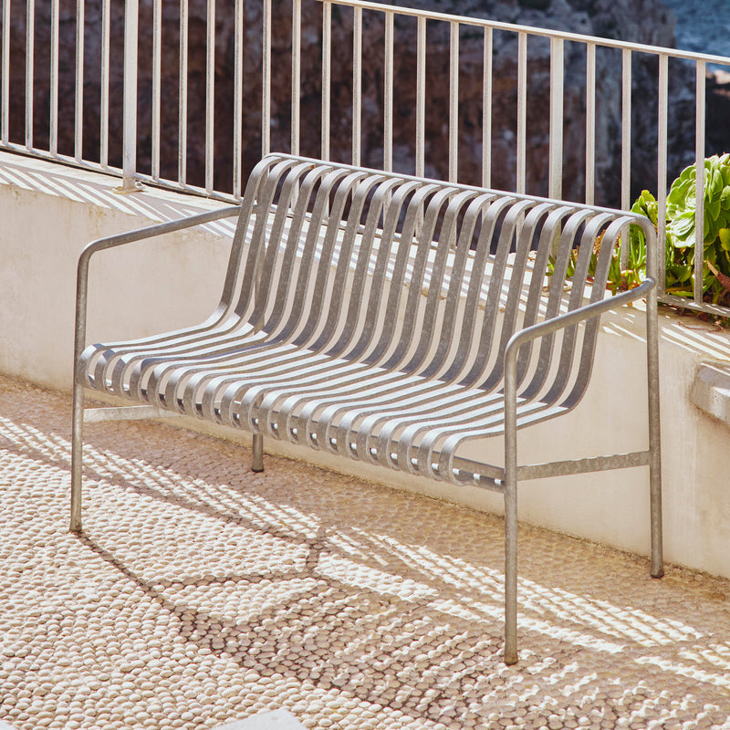 HAY - Palissade Dining Bench + 2x Armlehnenstuhl