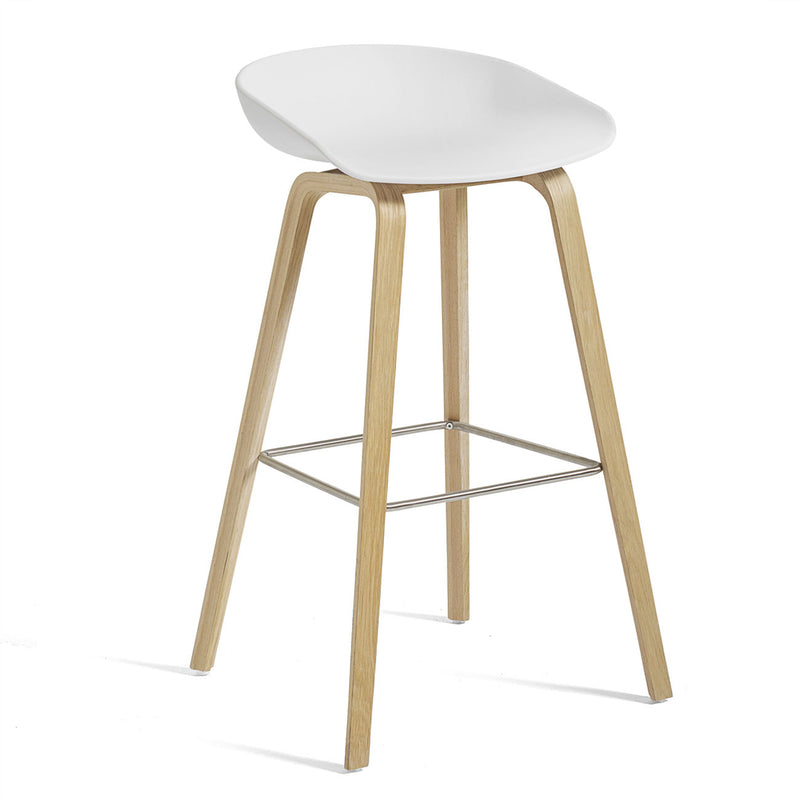 HAY - About A Stool AAS 32 | H 75 cm / white 2.0 / Eiche lackiert / Edelstahl
