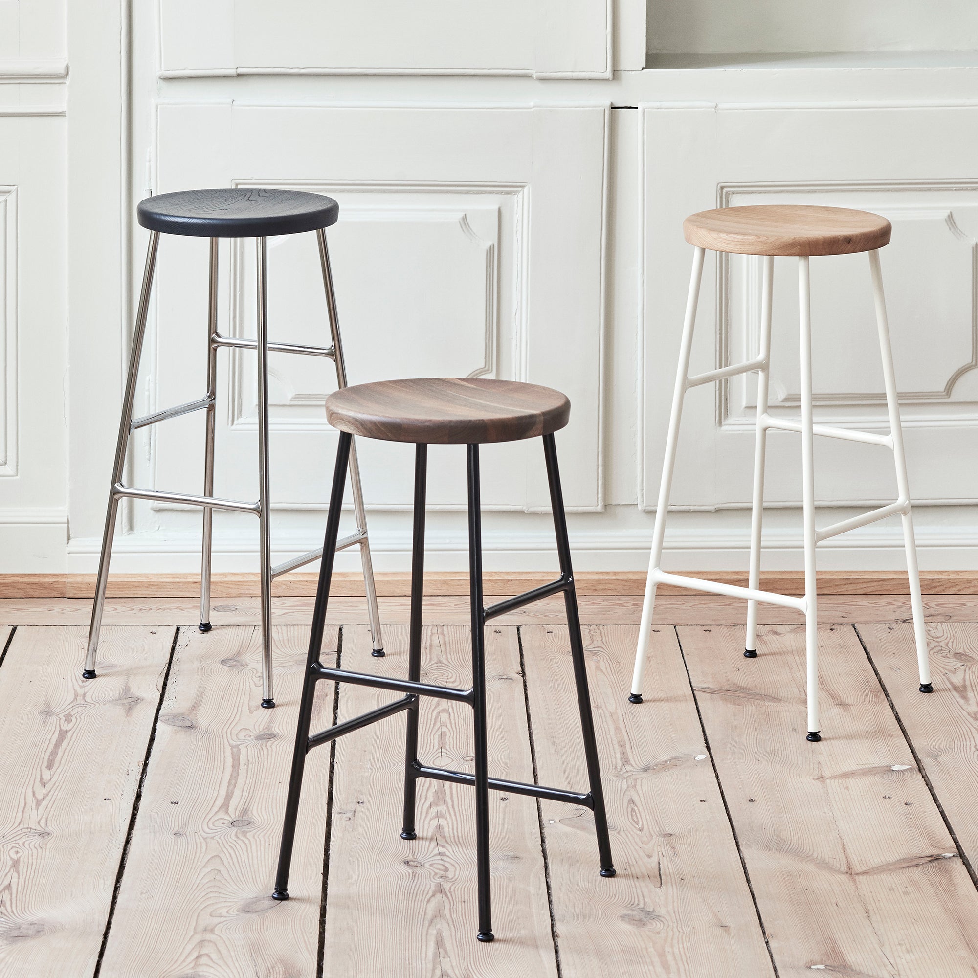 HAY - Cornet Barhocker | H 65 cm / Eiche geölt / pulverbeschichtet soft black