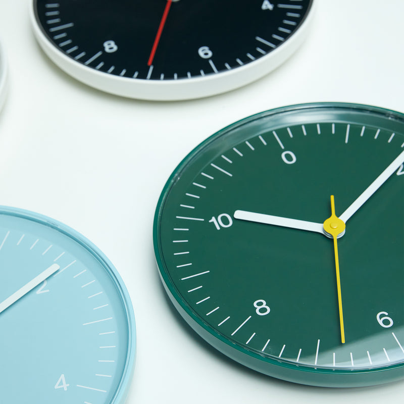 HAY - Wanduhr