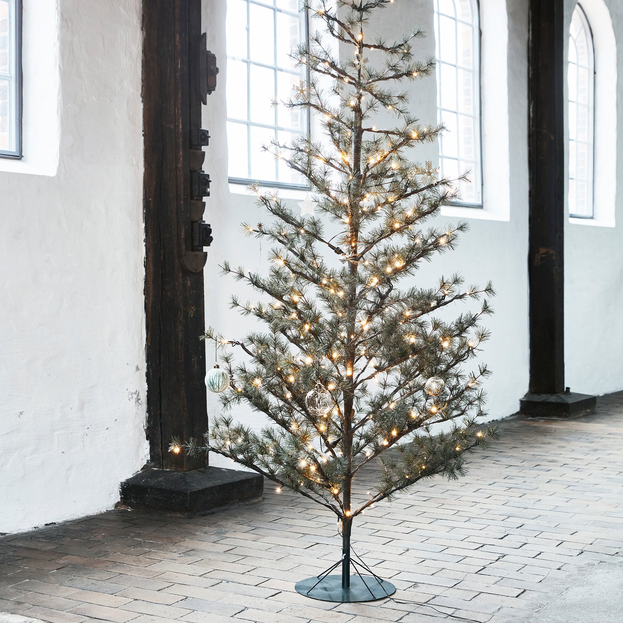House Doctor - Pin Weihnachtsbaum mit LED-Beleuchtung