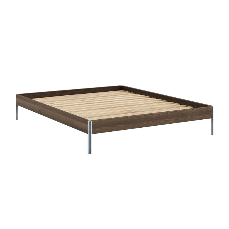 Karup Design - Core Bett | 160 x 200 cm / Kiefer carobbraun / 106 carob brown lacquered