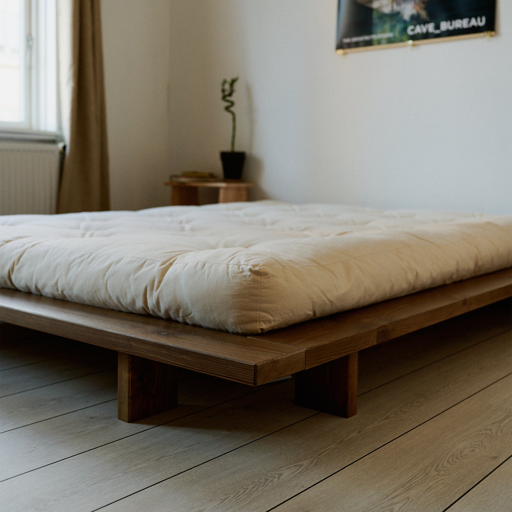 Karup Design - Futonbett Japan | 140 x 200 cm / 106 Carob brown lacquered, 160 x 200 cm / 106 Carob brown lacquered, 180 x 200 cm / 106 Carob brown lacquered, 90 x 200 cm / 106 Carob brown lacquered, 120 x 200 cm / 106 Carob brown lacquered