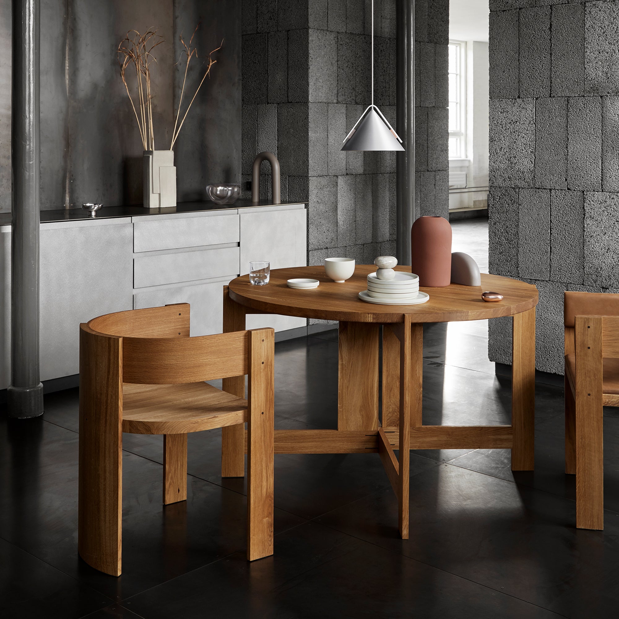 Kristina Dam Studio - Collector Esstisch