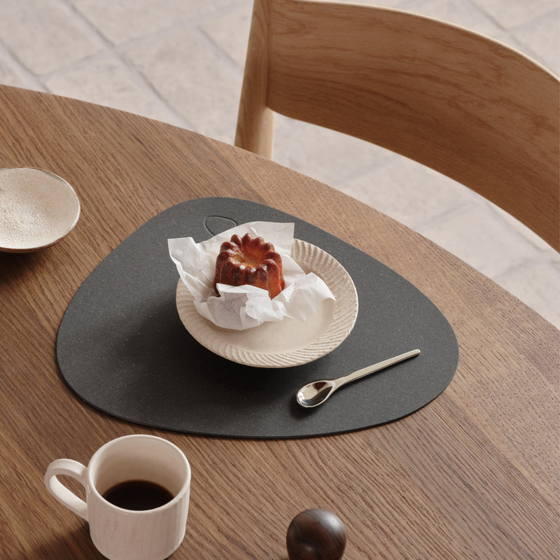 Lind DNA - Tischset Curve L