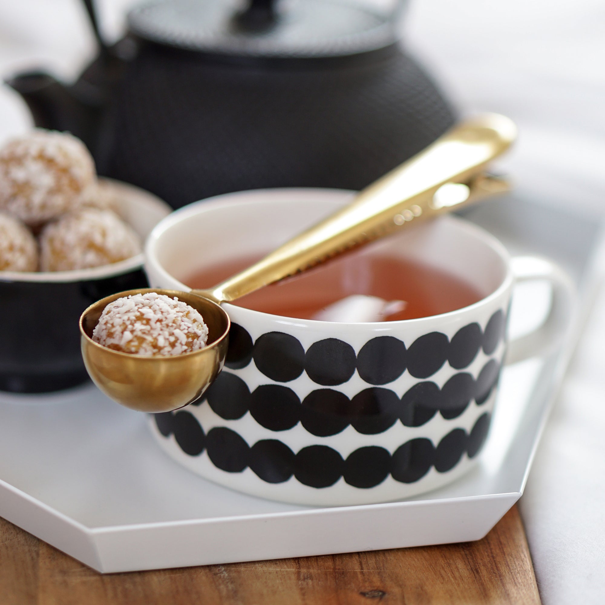 Marimekko - Oiva Siirtolapuutarha Teetasse mit Henkel | 