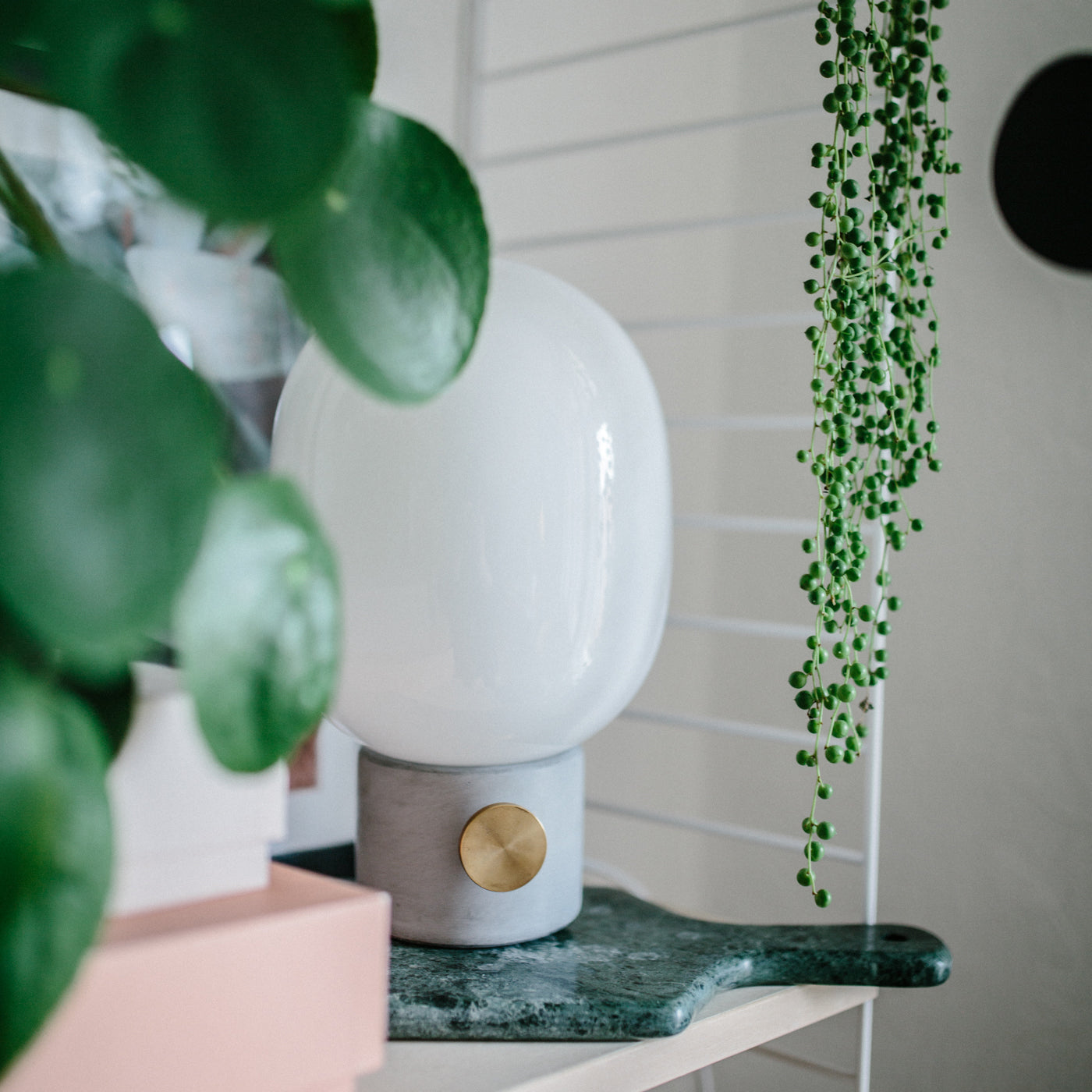 Audo - JWDA Tischleuchte | light grey concrete