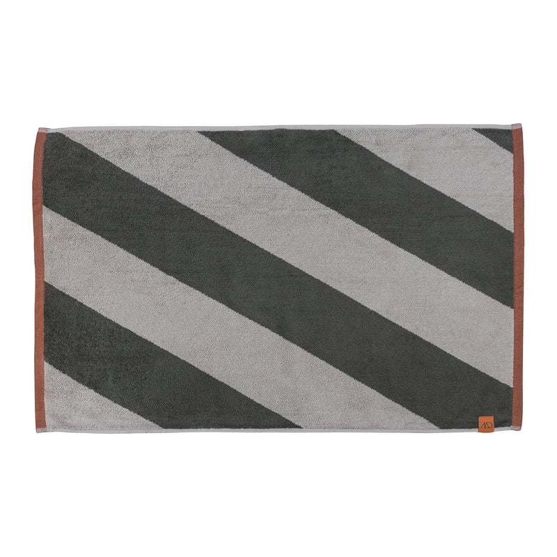 Mette Ditmer - Diagonal Badematte | dark olive