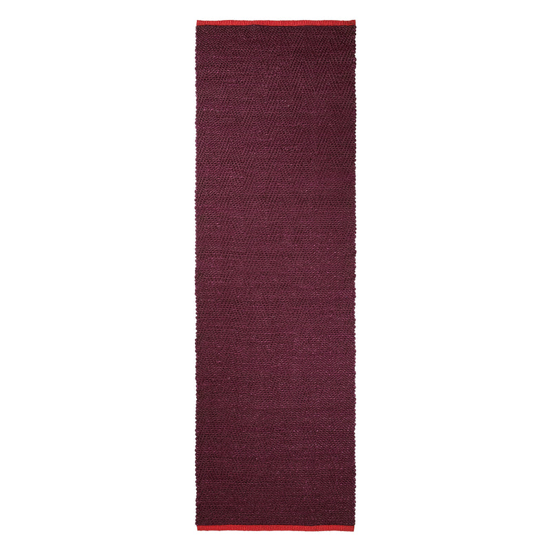 Mette Ditmer - Notes Juteteppich | 80 x 245 cm / wine