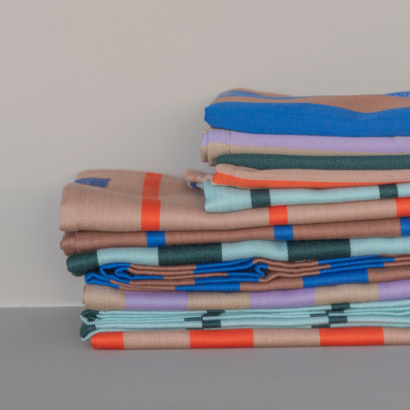 Mette Ditmer - Stripes Küchenhandtuch
