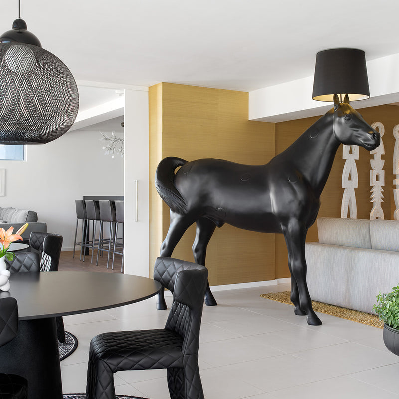 Moooi - Horse Lamp