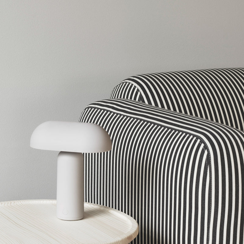 Normann Copenhagen - Porta LED Akku-Tischleuchte | grau