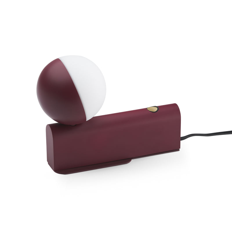 Northern - Balancer Mini Wand- Tischleuchte | cherry red