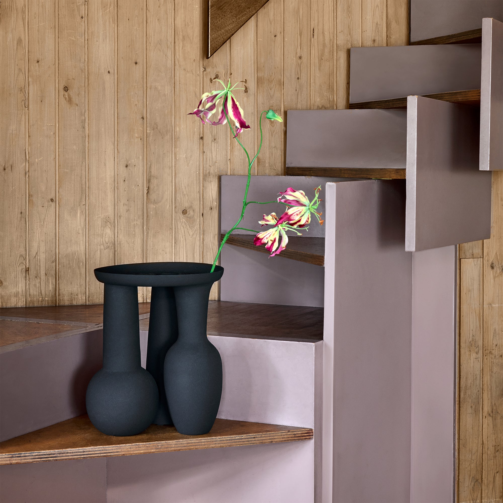 POLSPOTTEN - Roman Vase &amp; Plate | 