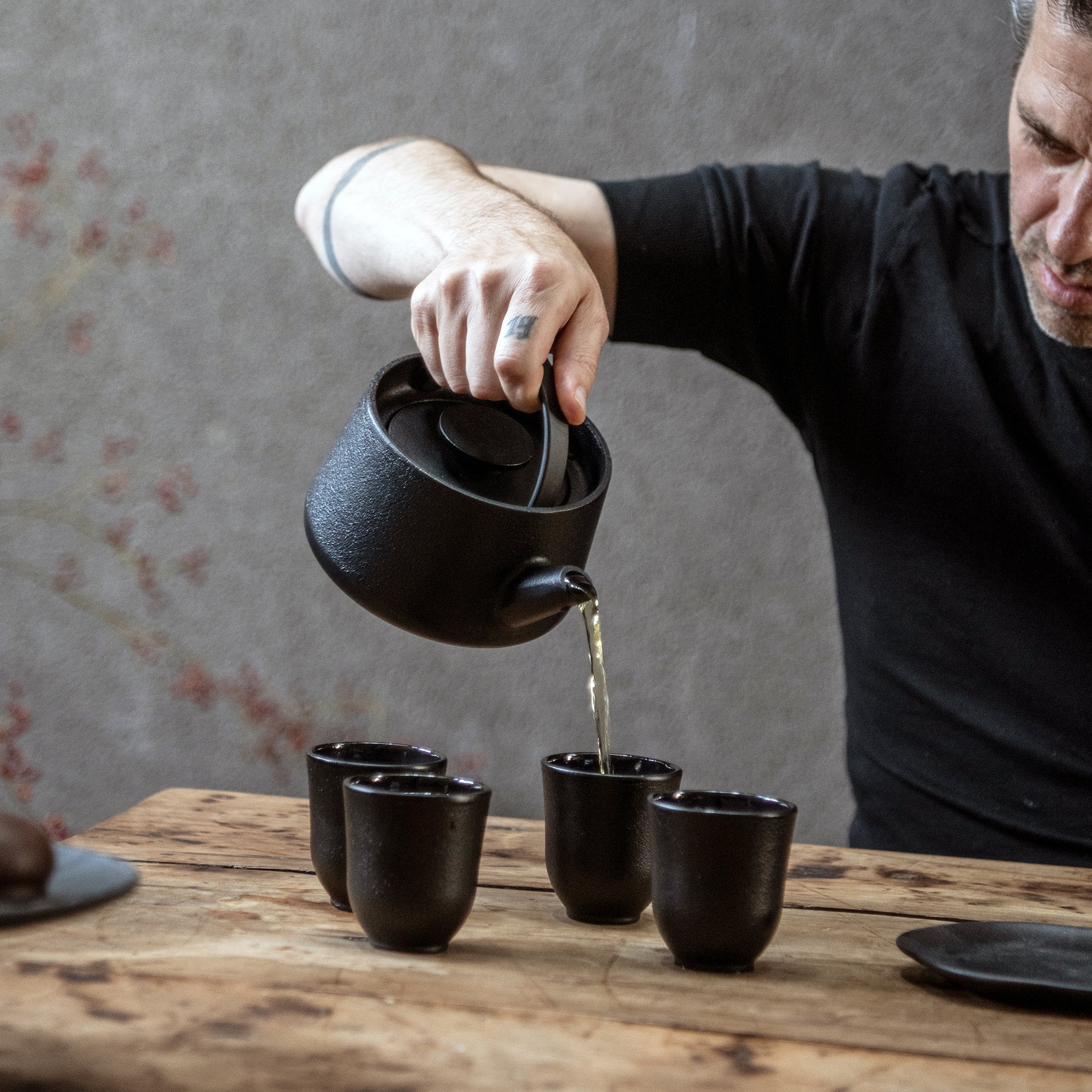 Serax - Inku gusseiserne Tasse