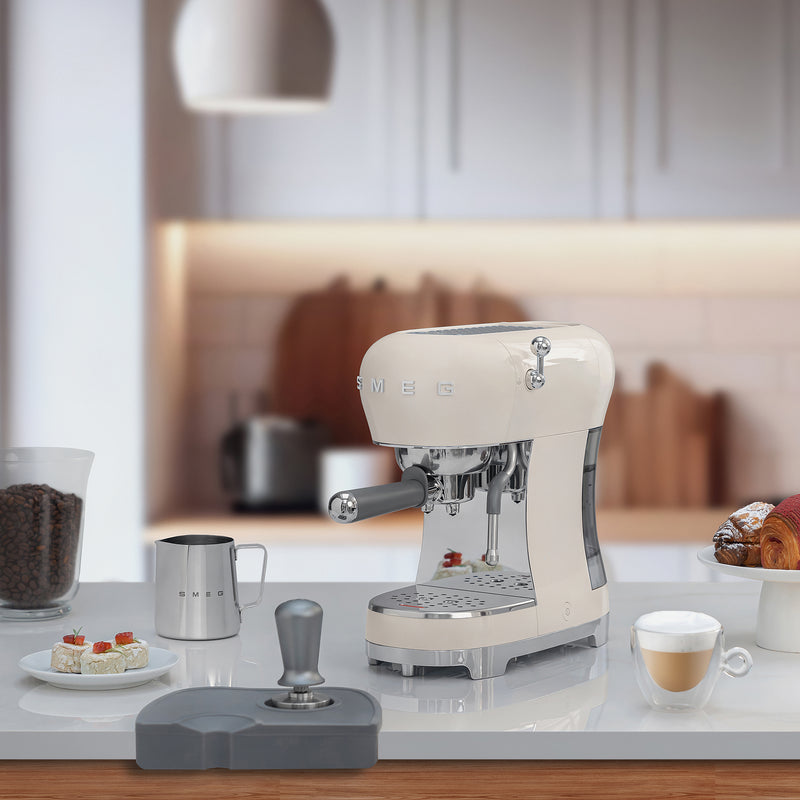 Smeg - Espresso-Kaffeemaschine mit Siebträger